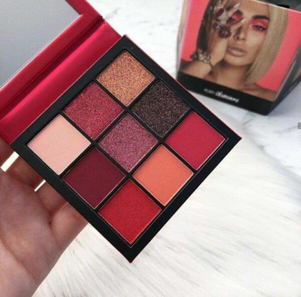 Huda Beauty paleta sjenila za oči